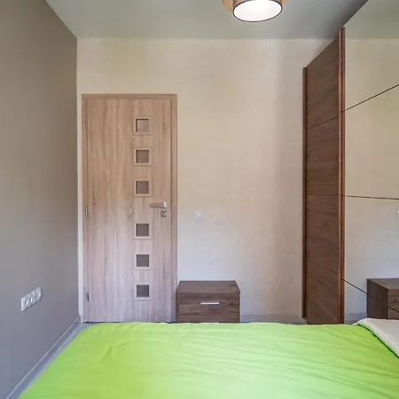 Apartment Elegant Spotless In Center *